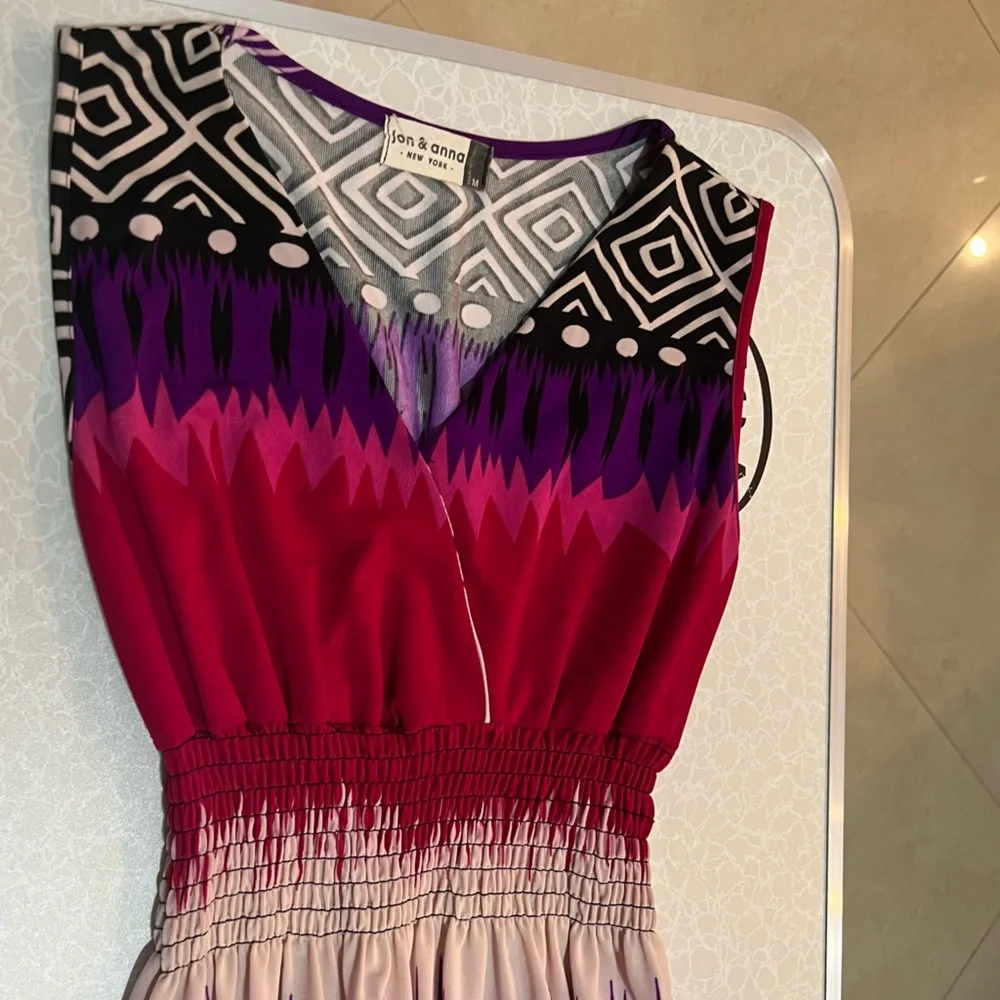 Jon & Anna New York V- Neck Sleeveless Woman Multicolor & Print Color . Size : M - Picture 9 of 14